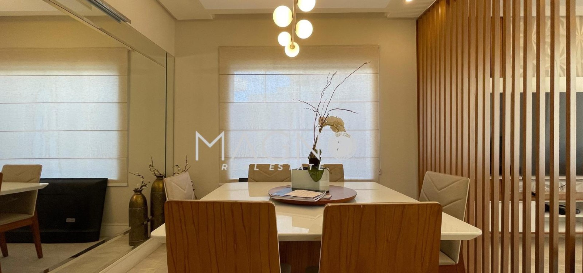 Casa de Alto Padrão em Condomínio Fechado