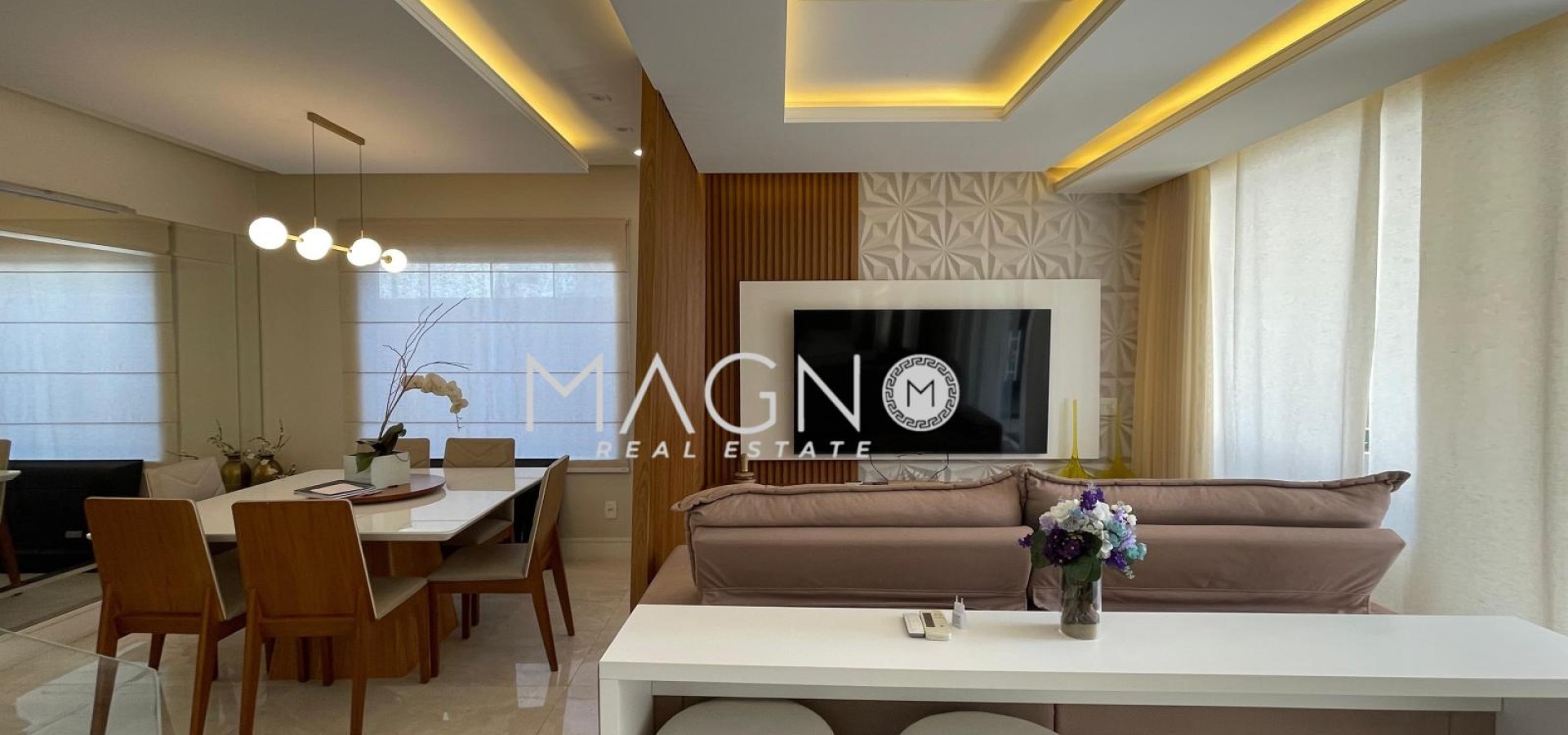 Casa de Alto Padrão em Condomínio Fechado