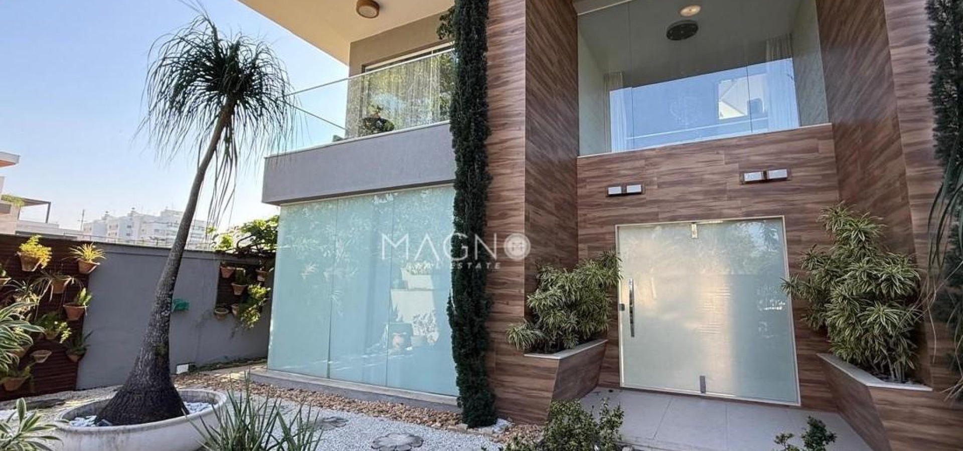 Casa Exclusiva no Condomínio Quintas do Rio – Barra da Tijuca
