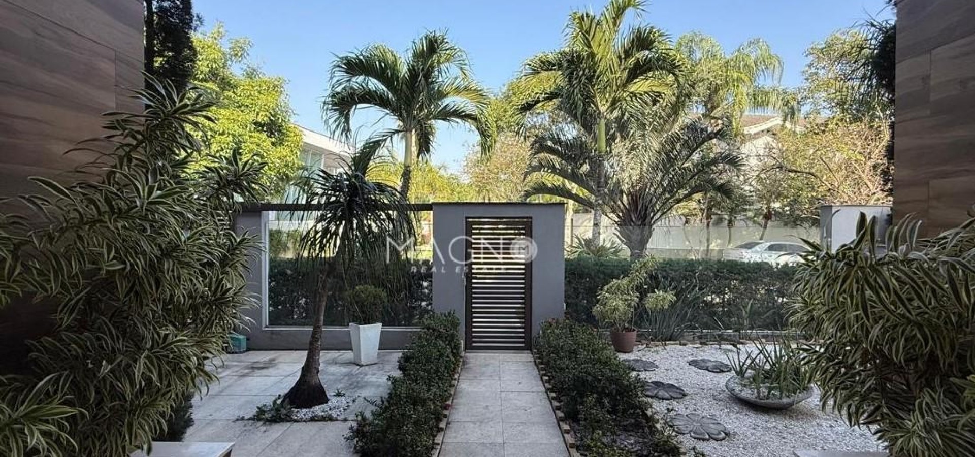 Casa Exclusiva no Condomínio Quintas do Rio – Barra da Tijuca
