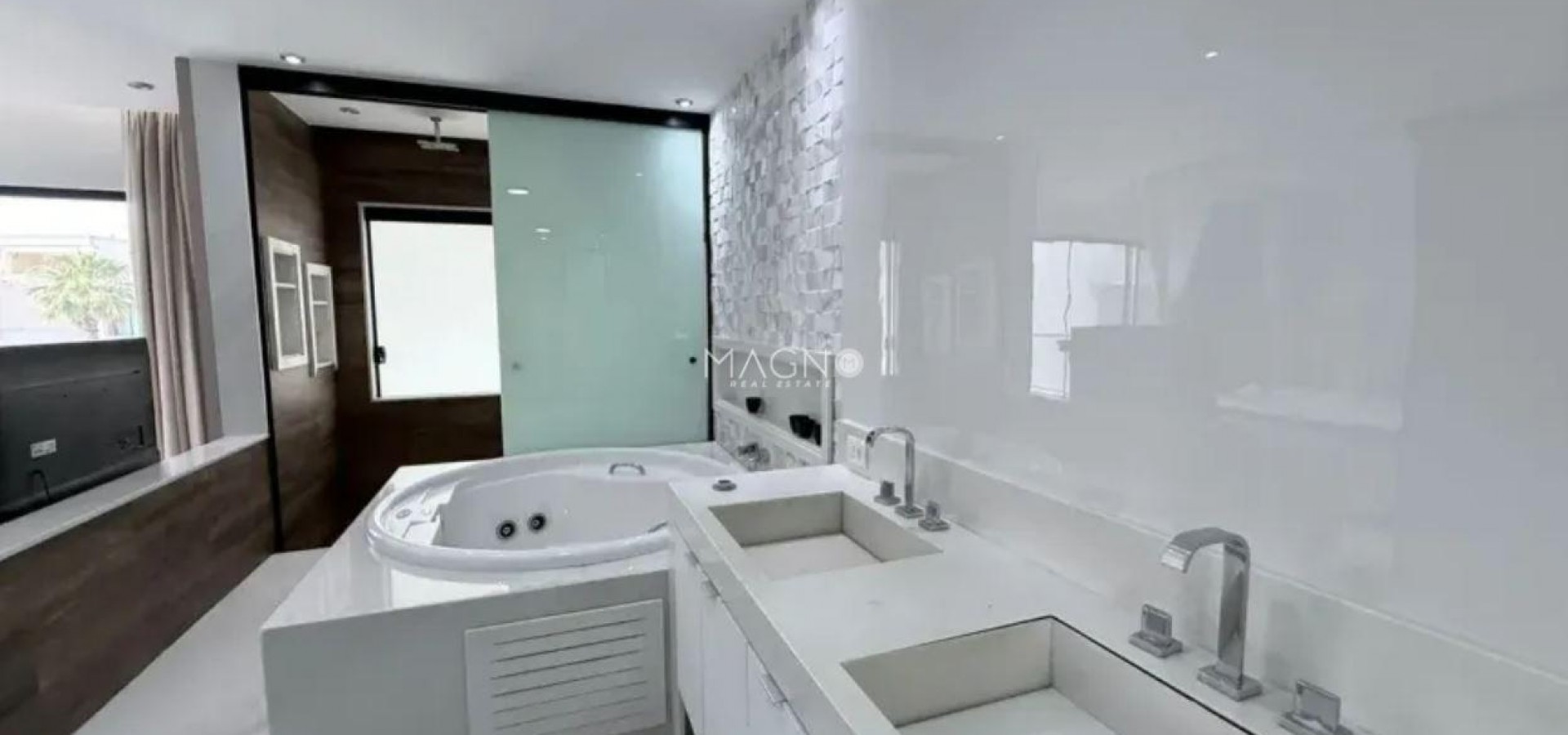 Casa de Condomínio com 5 Quartos para alugar, 400m² - Recreio Dos Bandeirantes
